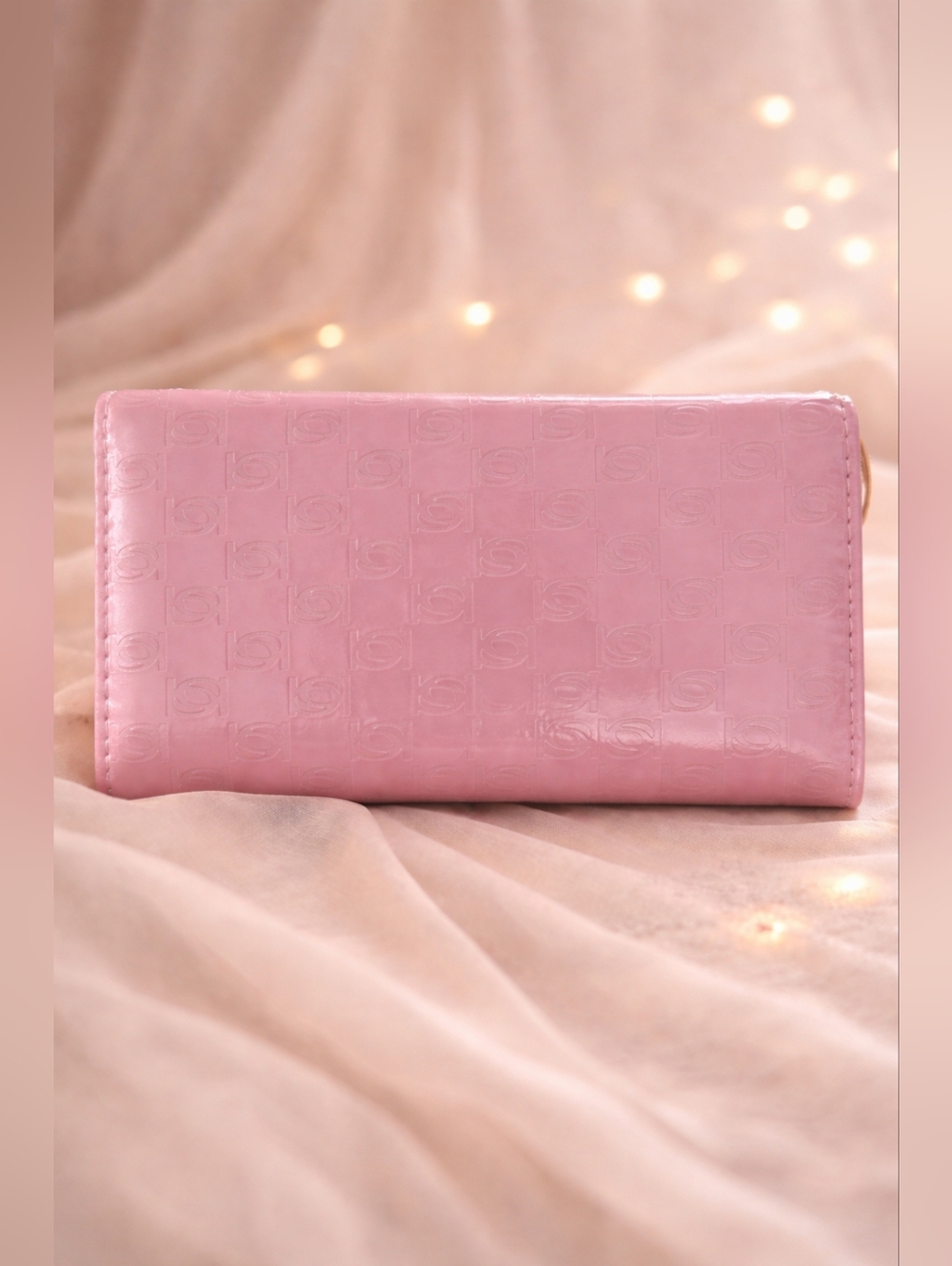 Bebe Ravenna Embossed Trifold Wallet Mauve Glossy BB Logo NWT - Picture 2 of 4